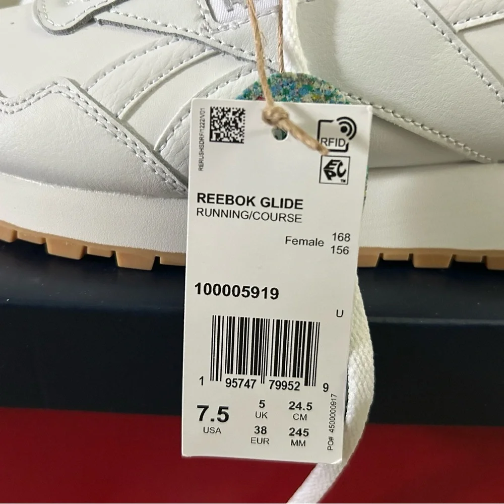 Reebok Classic White Sneakers with Gum Sole - Picture 5 of 5